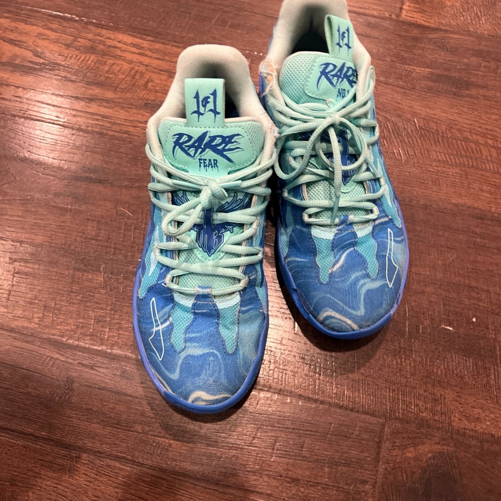 Puma RARE no.1 M.E.L.O. 310520.01 shoes size 7 us (no box)